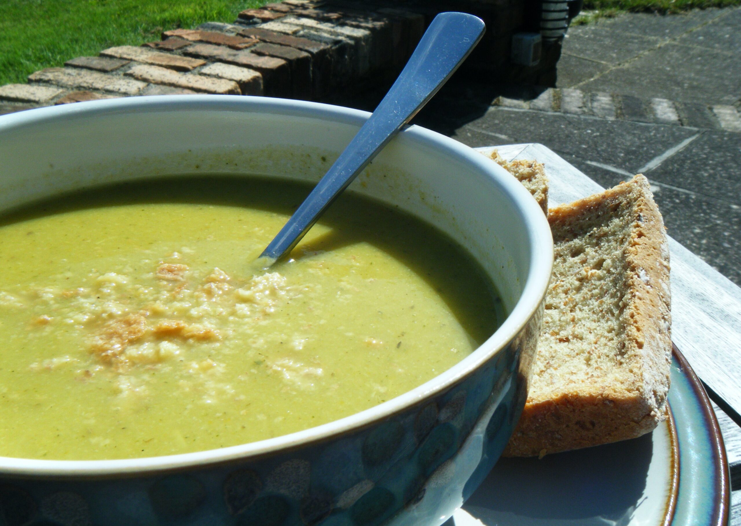 Broccoli Soup: Your Stomach’s Best Friend