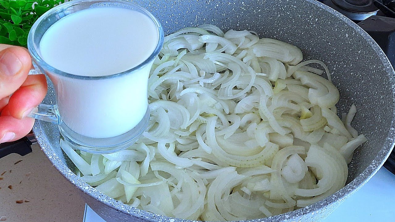 The Ultimate Comfort Dish: Creamy Onion Delight