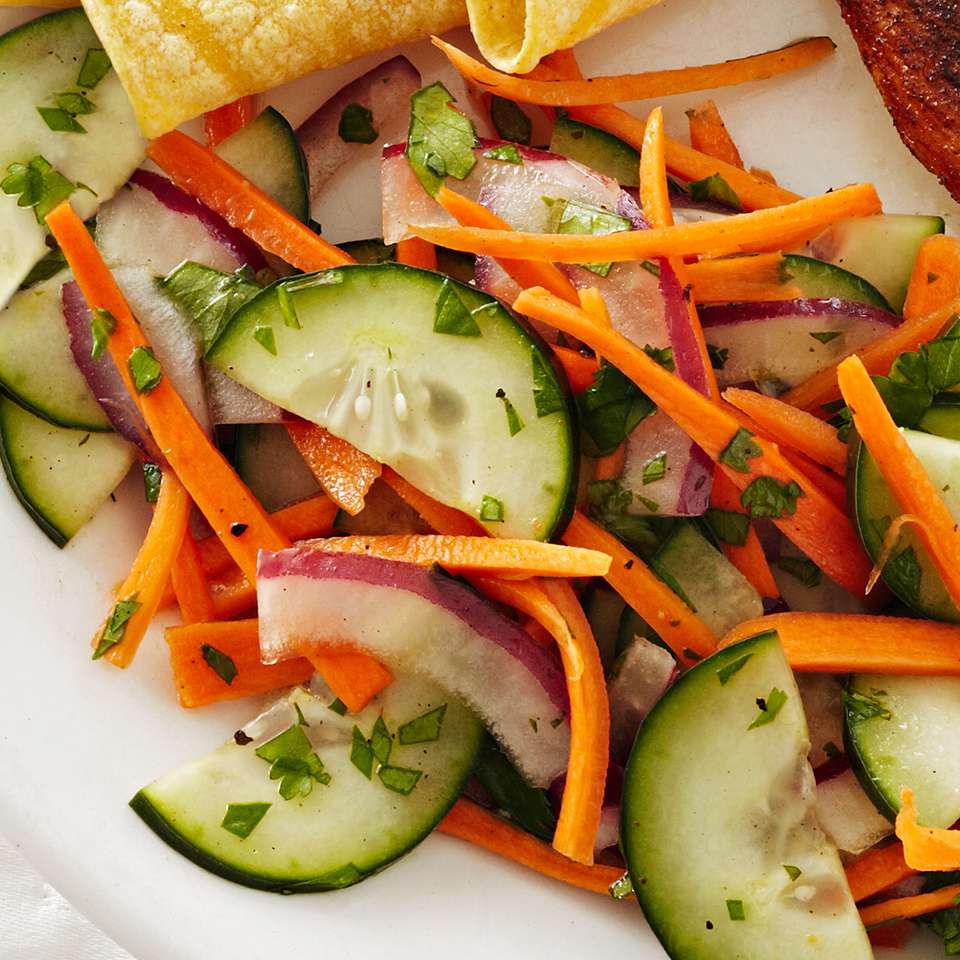 Your New Go-To Salad: Simple, Delicious, and Bursting with Health