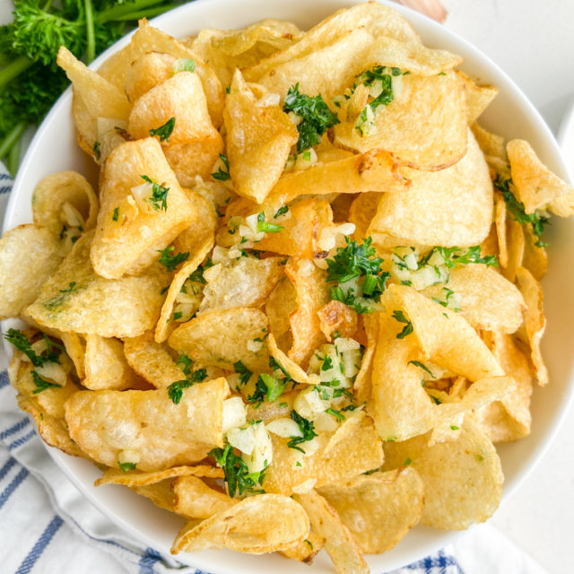 The Secret to Super Crispy, Oven-Baked Garlic Potato Chips!