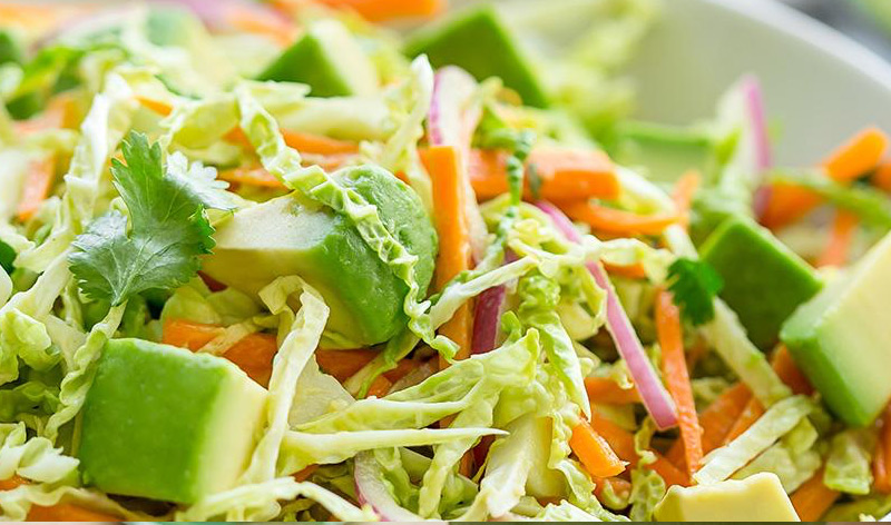 The Unstoppable Delight: Crunchy Avocado and Cabbage Salad