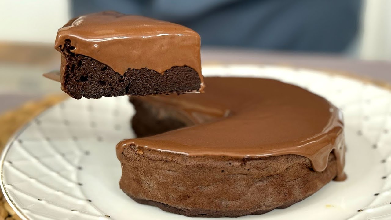 Quick and Easy Gluten-Free, Sugarless Brownies: A 5-Minute Delight