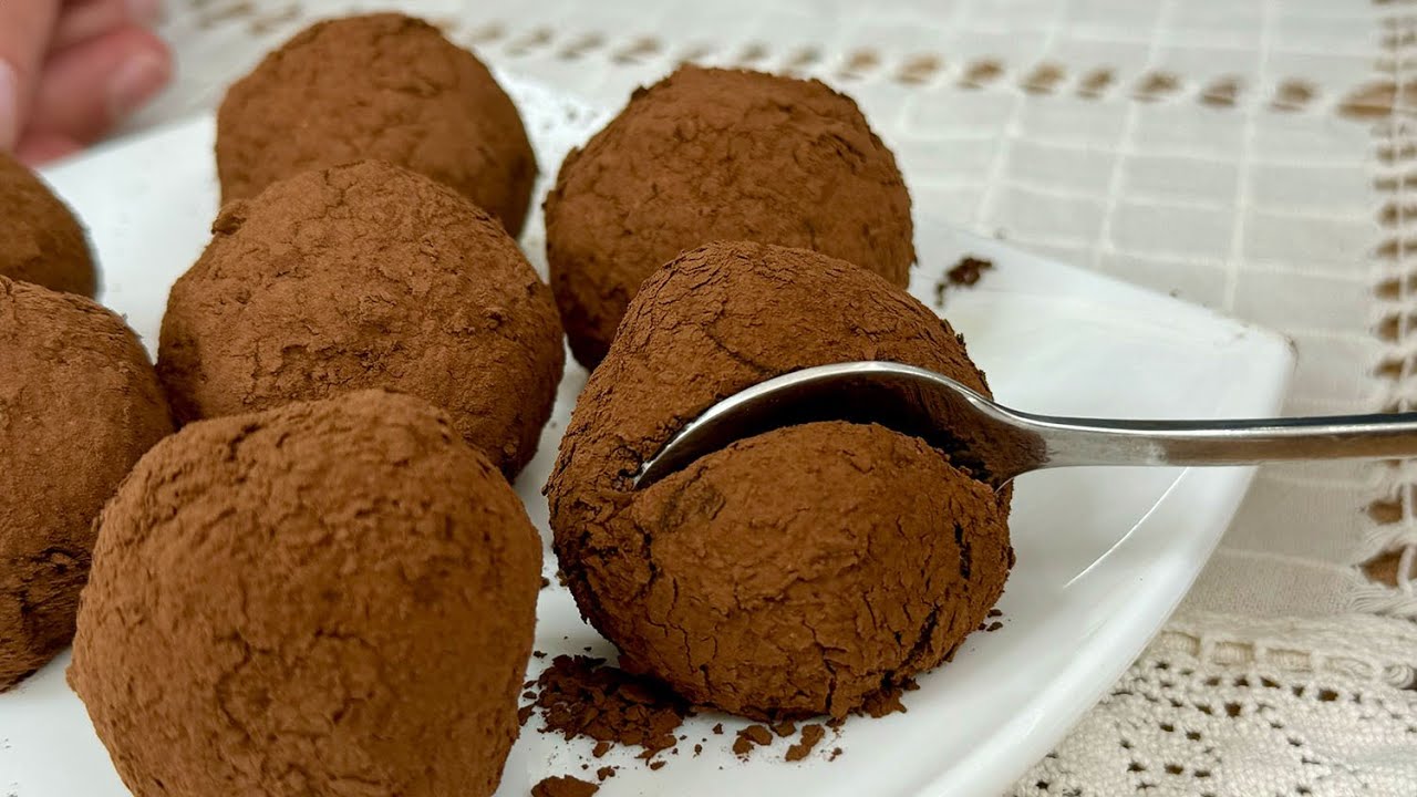 Sweet Revolution: Homemade Cocoa Balls without Sugar