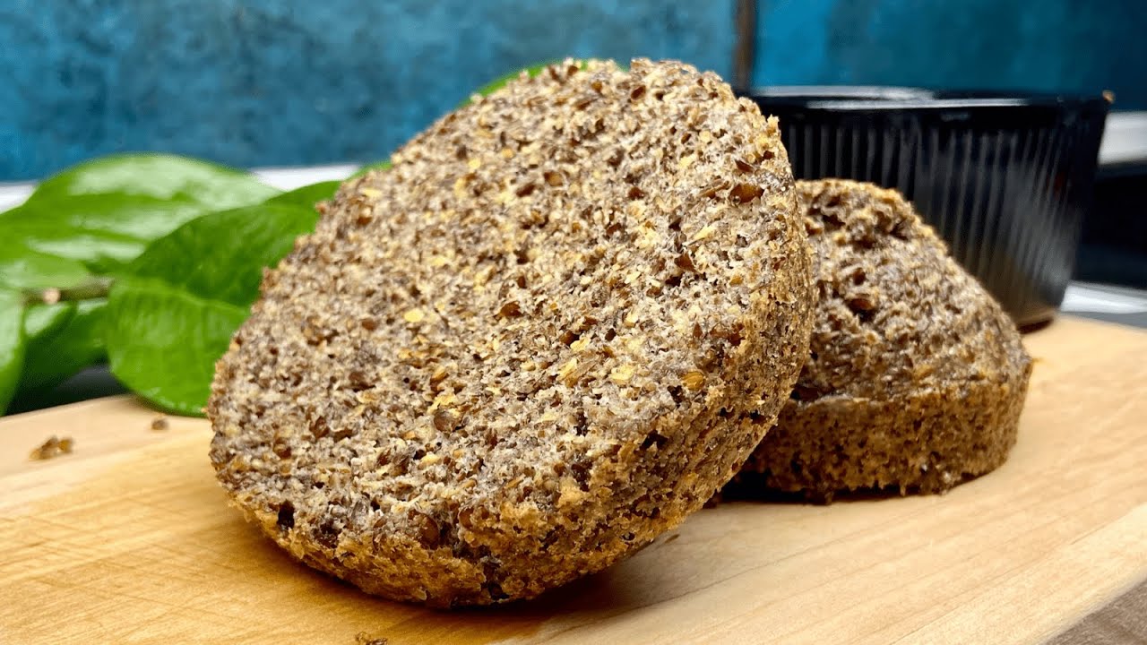 Quick and Nutritious: 2-Minute Flaxseed Bread for a Healthy Start