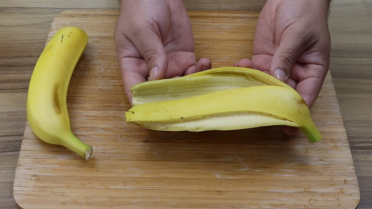 Unlocking Nature’s Fountain of Youth: Banana Peel for Collagen Stimulation