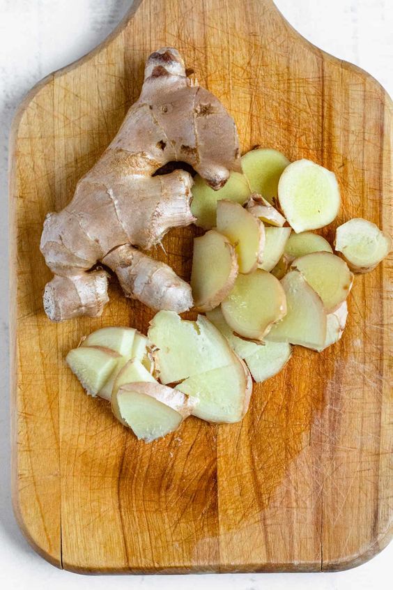 Warm Up with Ginger Tea: A Simple, Soothing Remedy